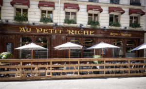 Devanture Au Petit Riche, rue Le peletier